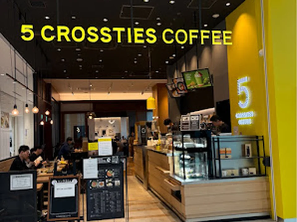 5 CROSSTIES COFFEE 渋谷スクランブルスクエア