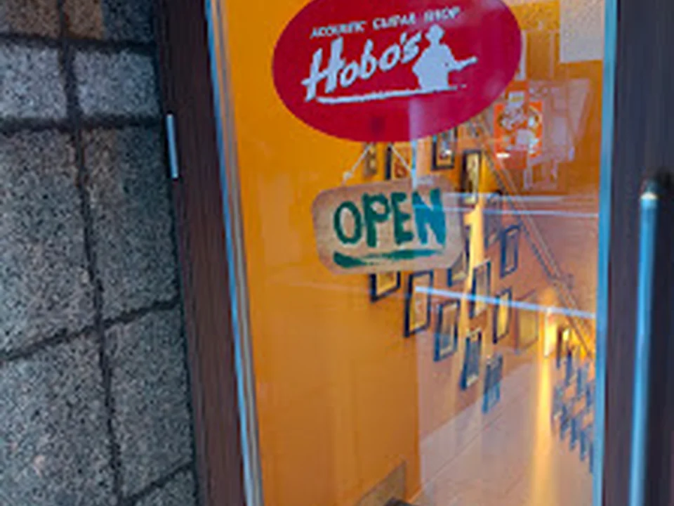 Acoustic Guitar Shop Hobo's ホーボーズ