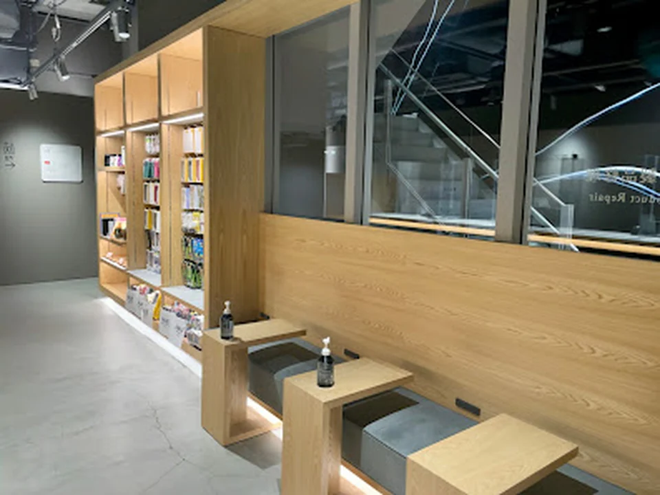 【Apple正規サービスプロバイダ】 iPhone修理｜新宿 北村写真機店｜カメラのキタムラ