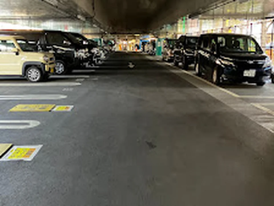 首都高 千駄ヶ谷駐車場（Bブロック入口）