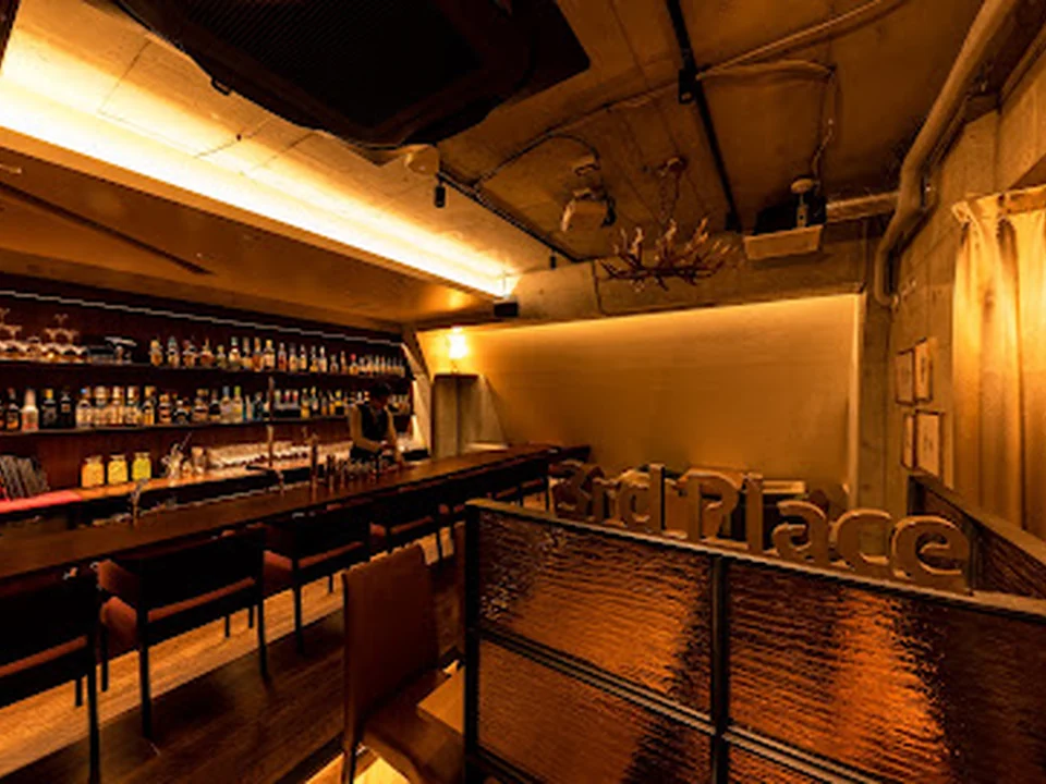 Bar 3rd Place（バーサードプレイス）