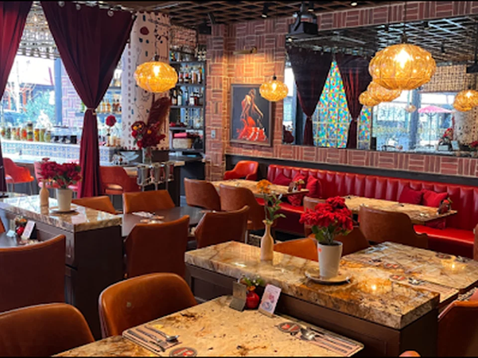 Foto de BROWNSTONE Tapas Bar GINZA