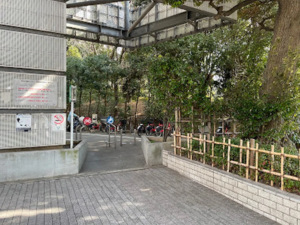新宿区コミュニティサイクル サイクルポート D1-02.四谷特別出張所