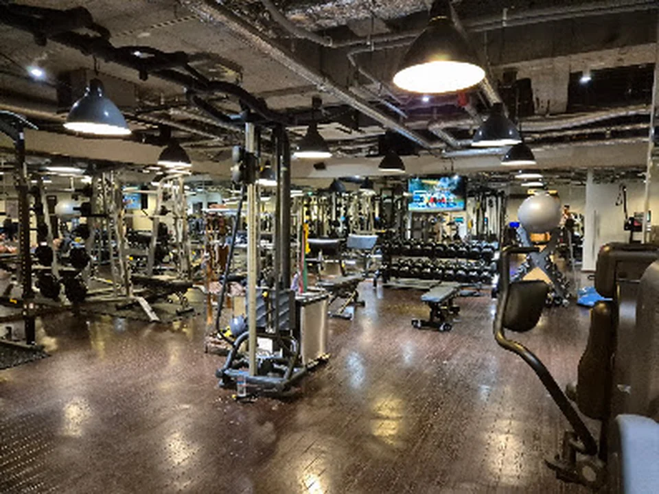 データフィットネス六本木 - DATA FITNESS ROPPONGI