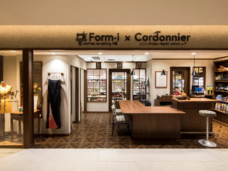 フォルムアイ×コルドニエ GINZA SIX店