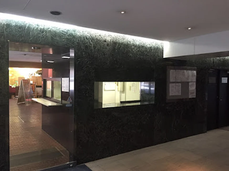 iPhone商店 渋谷道玄坂店