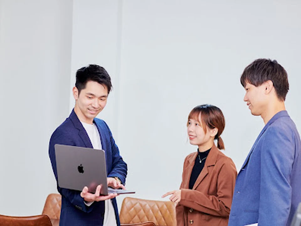 株式会社LivCo (旧 ASEAN HOUSE)