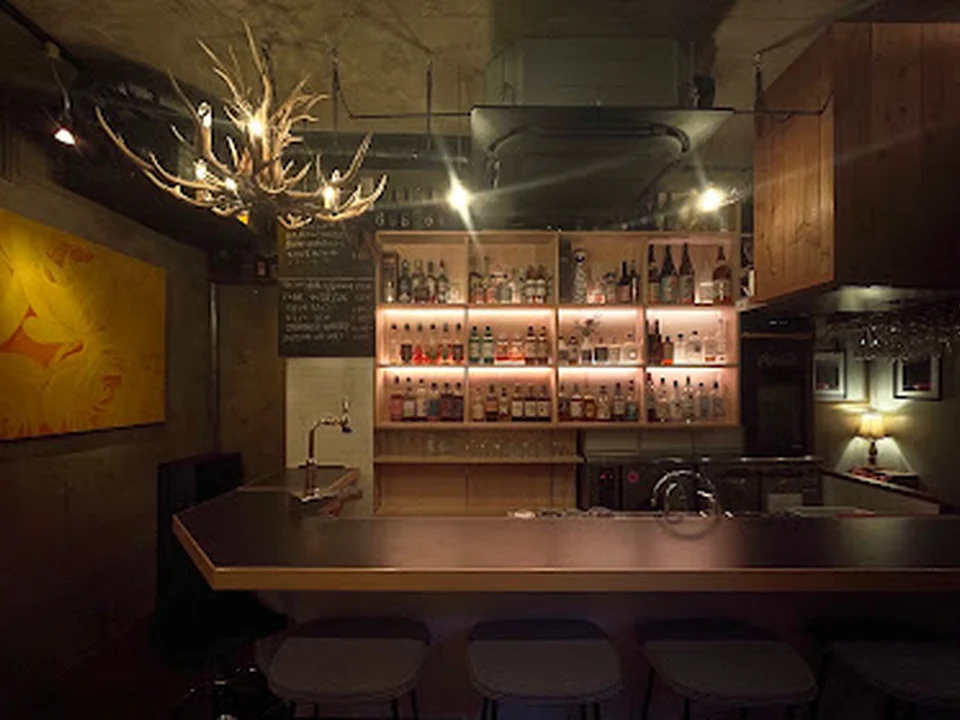 Lounge 8 Tokyo | Japanese whisky BAR