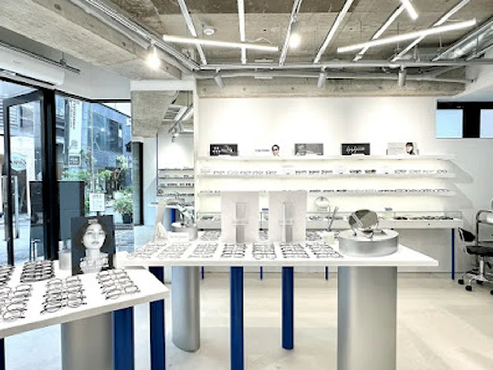 MAISON OPTICAL 裏原宿