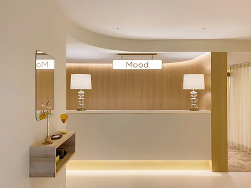 眉毛専門サロンMood. 表参道店