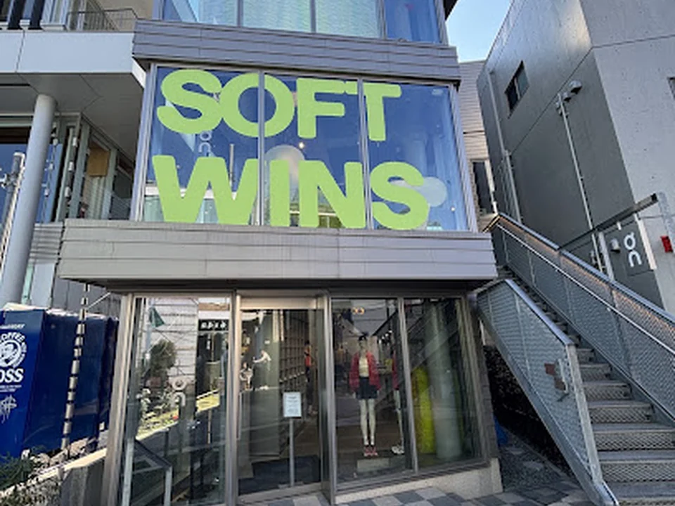 On Store 東京キャットストリート