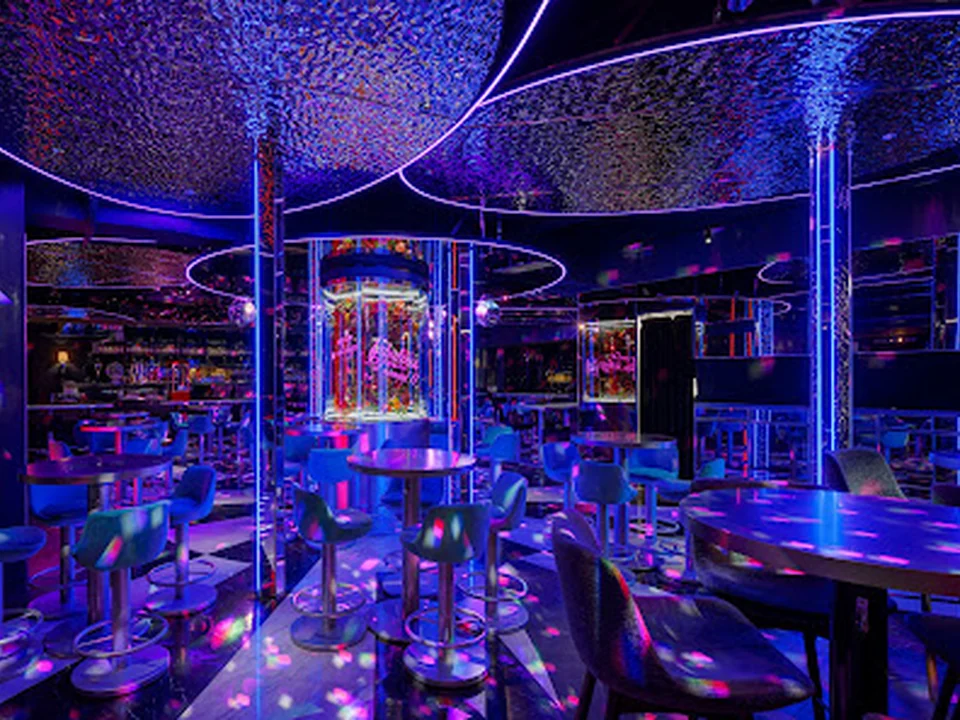 オリエンタルラウンジ 新宿 -ORIENTAL LOUNGE SHINJUKU-