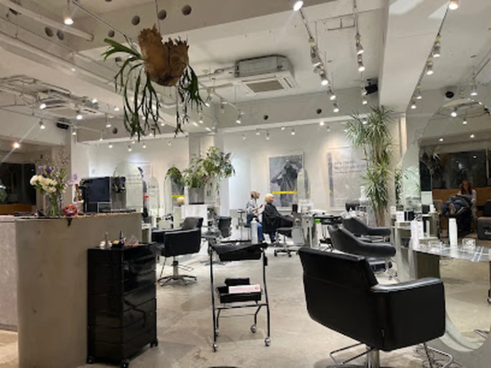 Foto de P.S.Gemmie -English Speaking International Hair Salon-