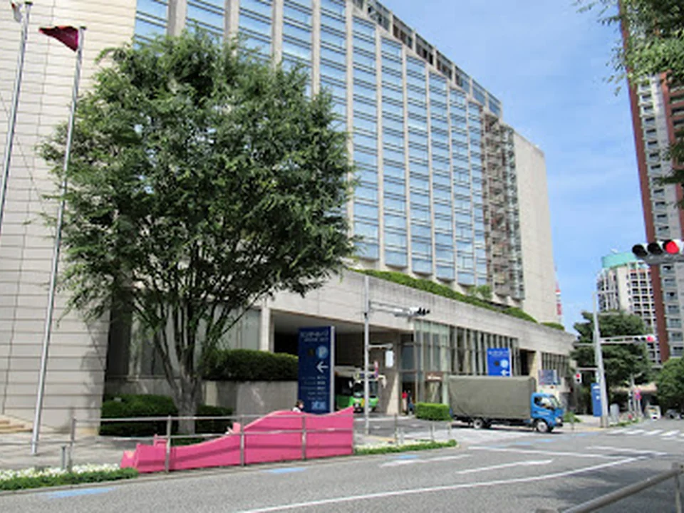 センターループ駐車場(P3：グランド ハイアット 東京 ホテル専用有料駐車場)