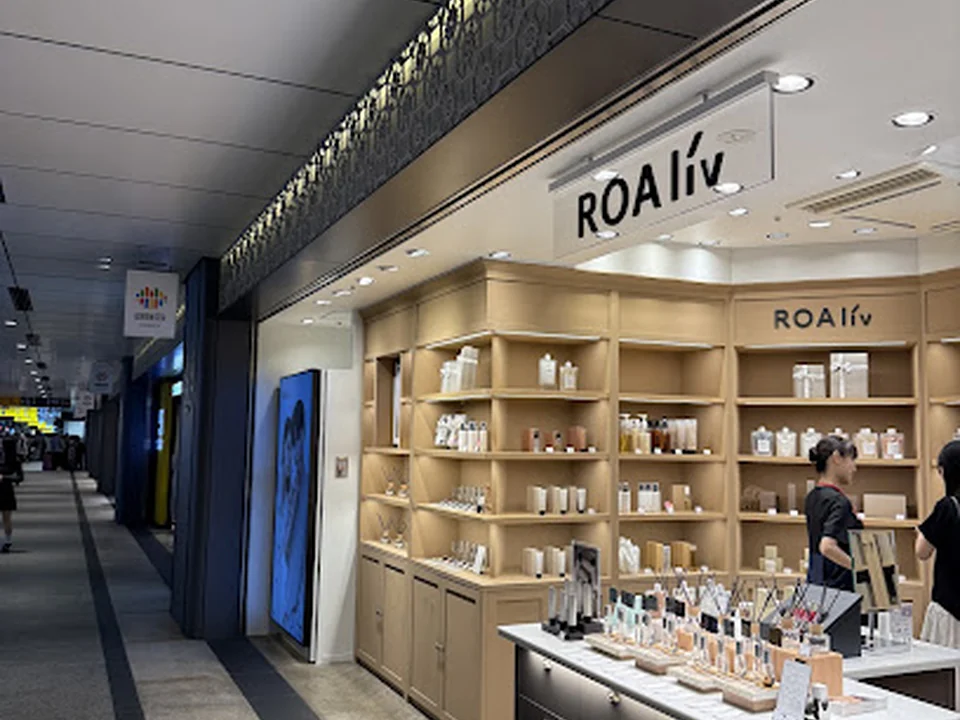 ROAliv グランスタ丸の内店