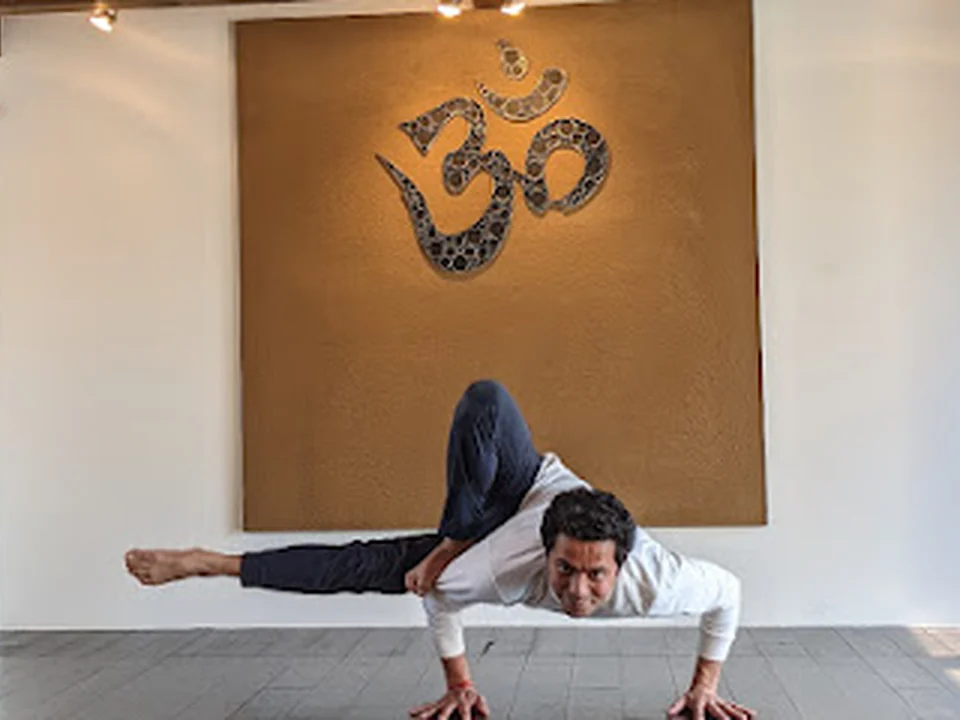 Santhosha Yoga - English classes