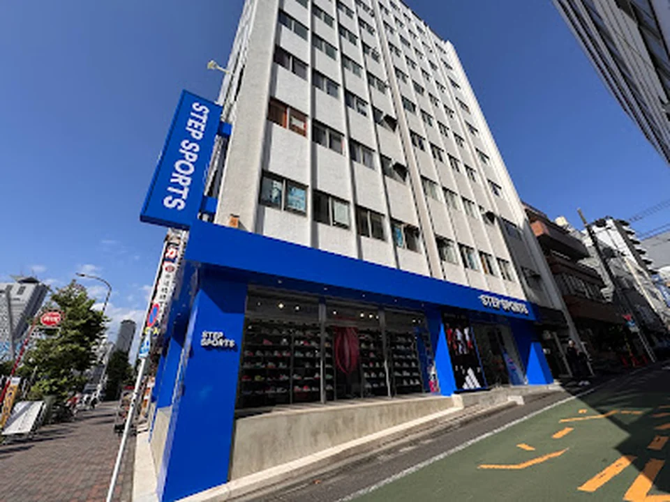 STEP SPORTS TOKYO FLAGSHIP STORE