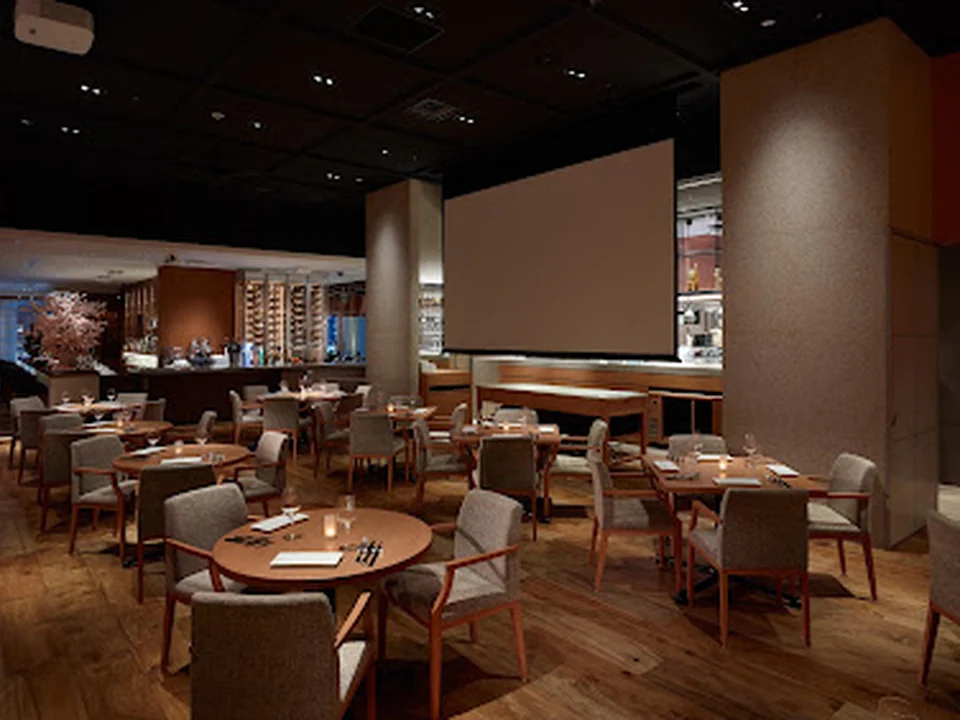 THE SAKURA DINING TOKYO