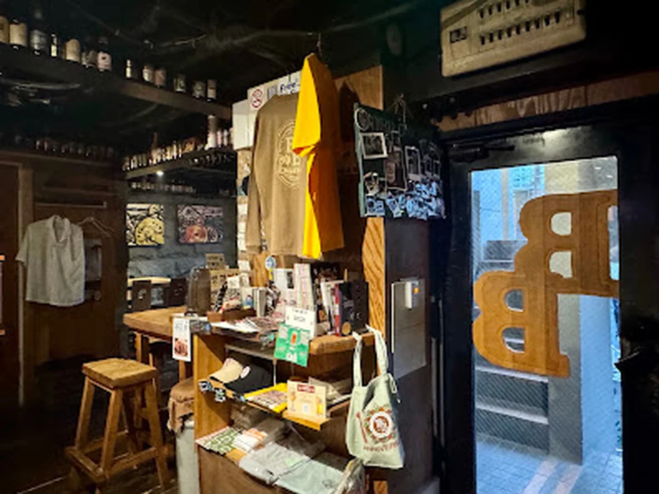 ベアードビールタップルーム原宿