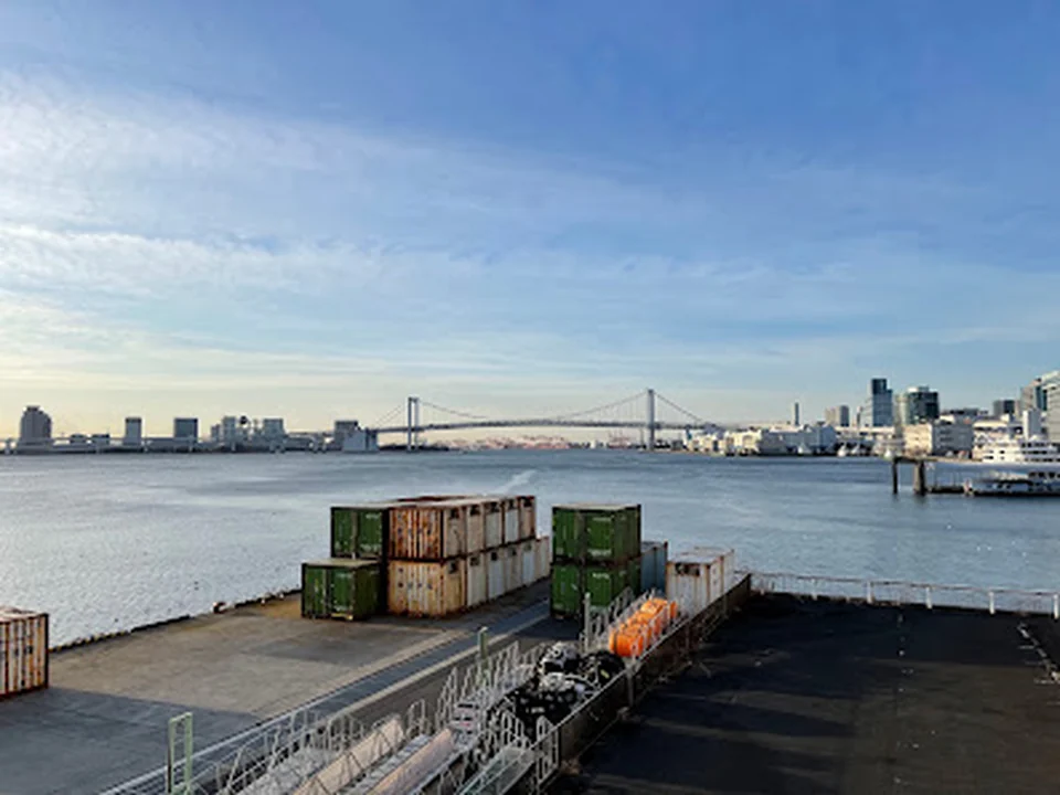 竹芝桟橋 双眼鏡