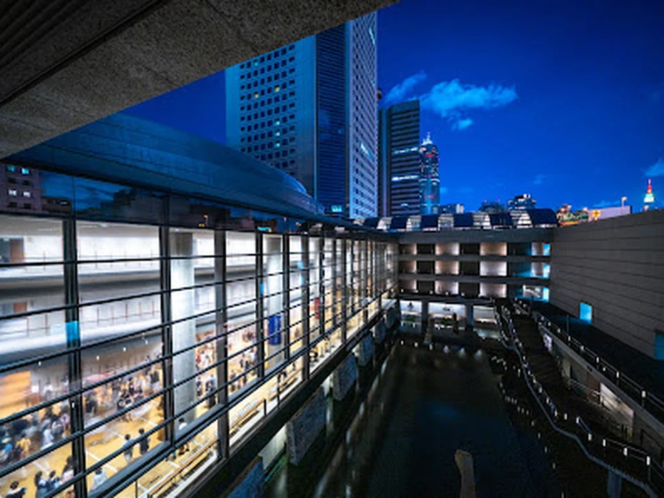 新国立劇場