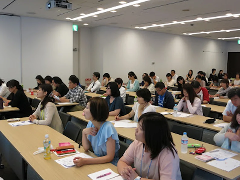 ハートフルライフ カウンセラー学院 新宿校