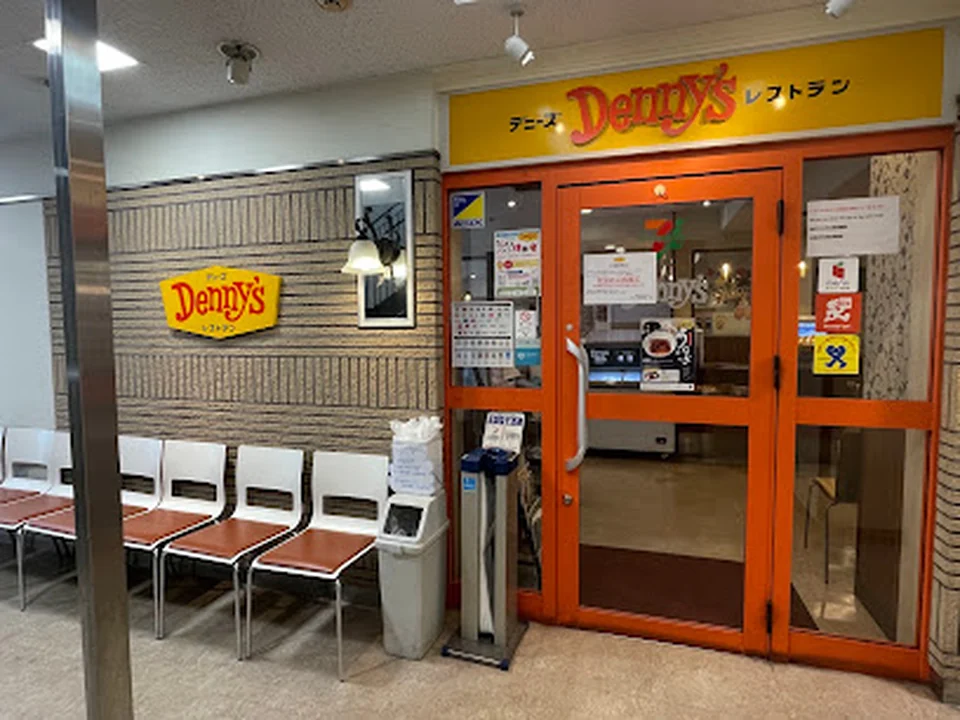 デニーズ浅草雷門店