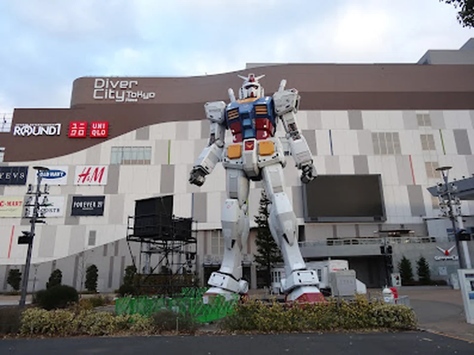 ダイバーシティ東京プラザ