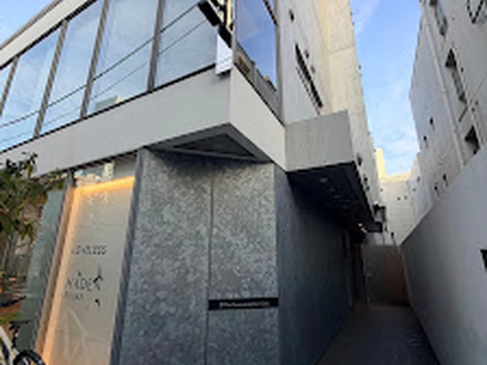 表参道アイクリニック