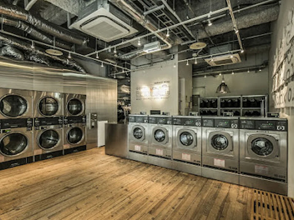 WASH&FOLDベイシティ晴海店