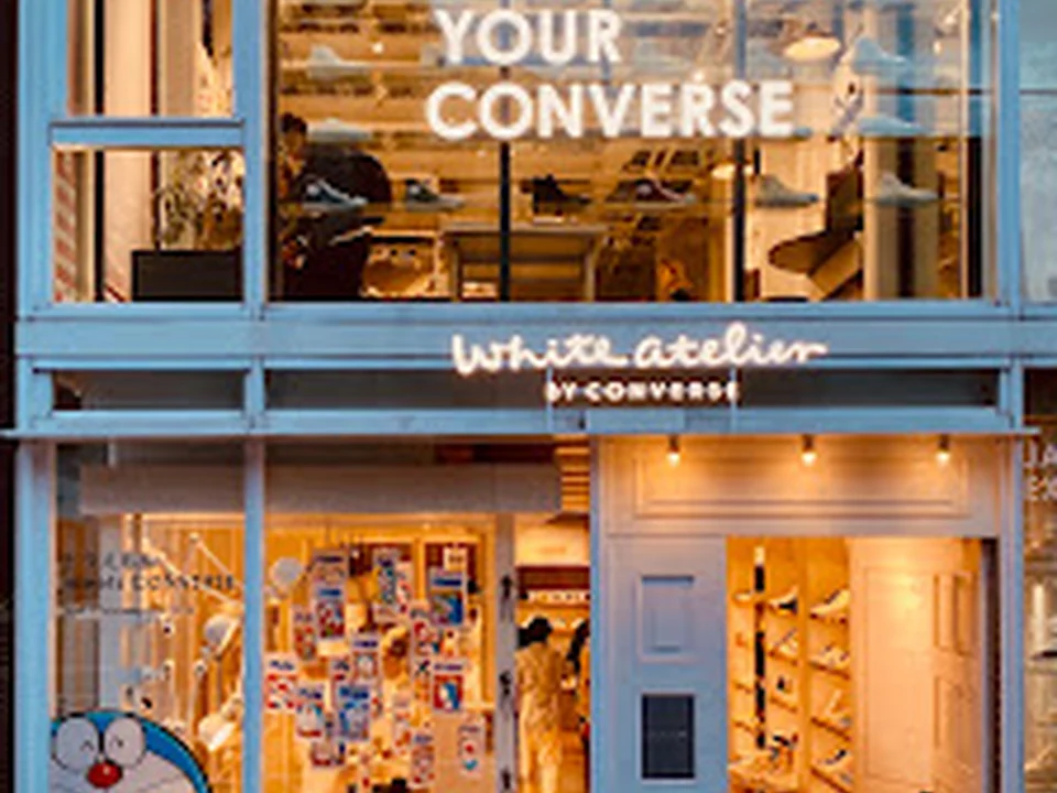 White atelier BY CONVERSE 原宿 (ホワイトアトリエバイコンバース 原宿)