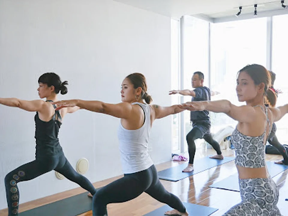 ヨガスクール YOGIWAY